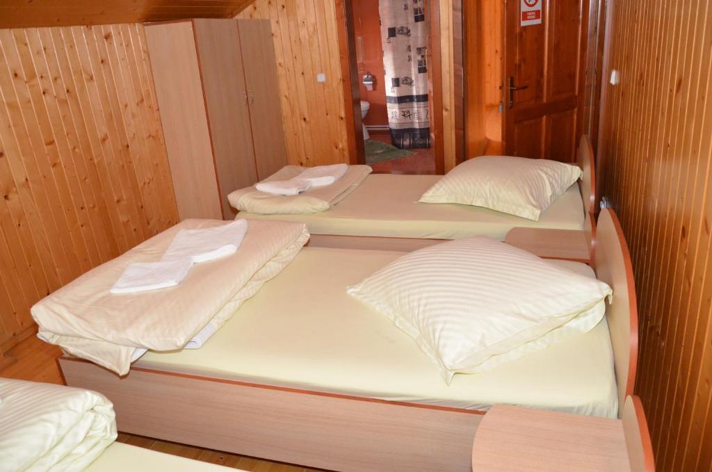 Casa Moteasca Hotel Mihai Viteazu  Quarto foto